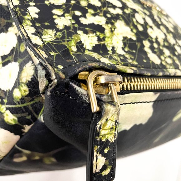 Givenchy Pandora Crossbody - Picture 10 of 16